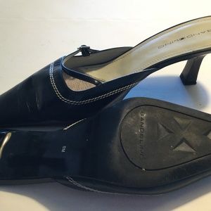 navy blue leather Bandolino mules